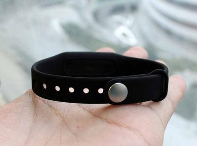 China Sports & Fitness GPS Tracker Bracelet Bluetooth Smart Bracelet Healthy Pedometer Watch for sale