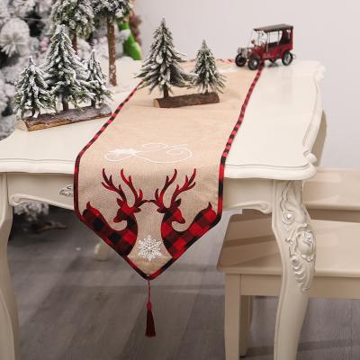 China Waterproof Luxury Cartoon Elk Embroidery China Supply Table Runner Christmas Table Runner Atmosphere Canvas Decoration for sale