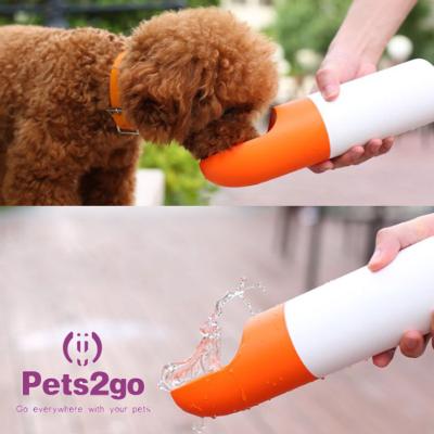 China Automatic Pet Drinking Fountain Custom Pet Wheels Pet Travel Bowl for sale