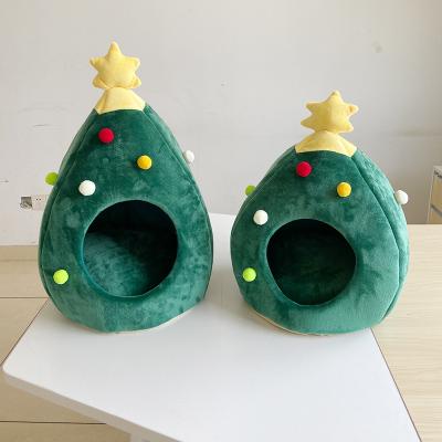 China New Pet Cat House Pet Supplies Teddy Cat House Winter Warm Pet Travel Christmas Tree Pet Bed for sale