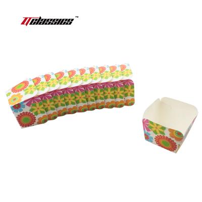 China Cute Disposable Small Square Pattern Muffin Cake Cup Baking Tool for sale