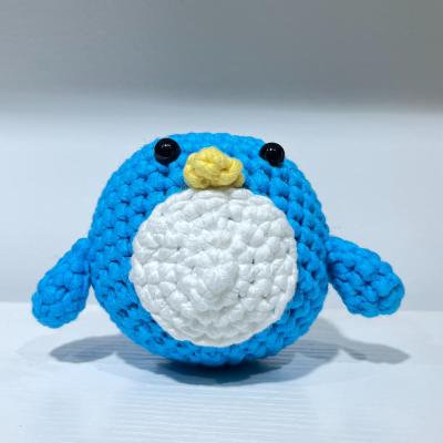 Cina Stoccaggio pronto Seven Craft Cute Penguin DIY Kit di crochet latte cotone per principianti in vendita