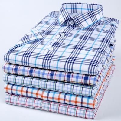 China Anti-pilling Men's Button Down Plaid Short Sleeve Casual Work Shirt for sale