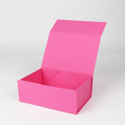 China Recycled Materials Wholesale Custom Logos Magnetic Custom Luxury Pink Paper Cardboard Folding Packaging Boxes for sale