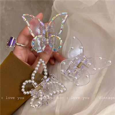 China Three-dimensional fashion love butterfly hair clip INS soft metal hair accessories metal hair claw chain clip for sale