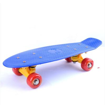 China New Fashion Youth LED Light Wheels Plastic Skateboard Flash LED Skateboard Child/Adult Toy for sale