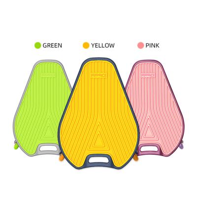 China Outdoor Activities Factory Sales Fashion 3 Wheel Twist Skateboard Swing Wave Board Twisted Skateboard for sale