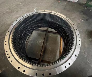 China 81Q5-01020  SLEWING BEARING SLEWING RING  EXCAVATOR  R210-9 for sale