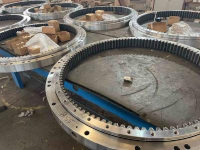 China 81N3-01022 SLEWING BEARING SLEWING RING  EXCAVATOR  R110-7 for sale