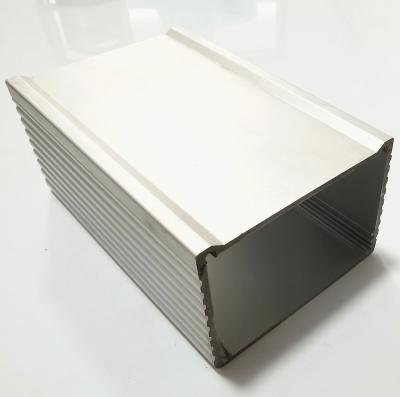 China Silver Anodized Aluminum Heatsink Factory Supply Enclosure Electronics for sale