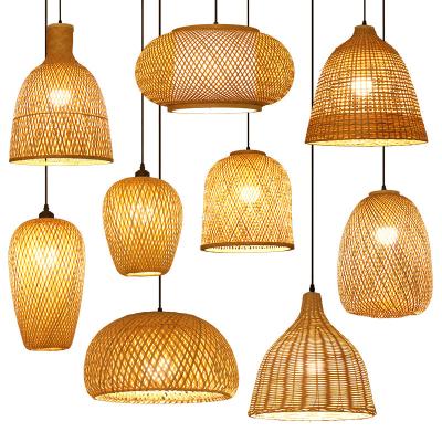 China Handmade Chandeliers Beautiful Wooden Round Shade Rattan Round Bamboo Hanging Chandeliers Mid Century Nordic Retro Vintage l Led Pendant LAMP for sale