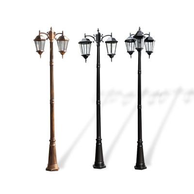 China Morden new arrived european style outdoor 2.46m waterproof high quality black or bronze yard led lights garden lamp for sale