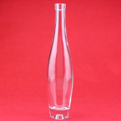 China Crystal white vodka bottle glass bottle 700ml 750ml glass liquor bottle for sale