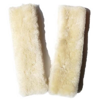 China Good Quality With Favorable Price Sheepskin Car Seat Belt Cover Safety Shoulder Pad Sheepskin Hood Pad for sale