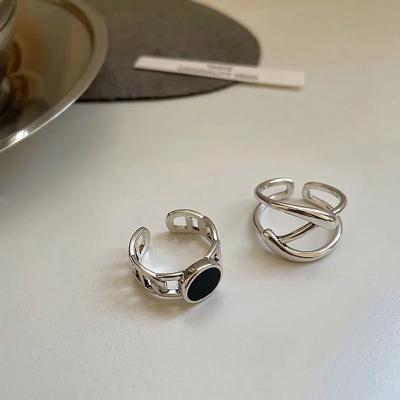 China Fashion Style Ring Niche Design Sense Environmentally Friendly Warm Irregular High Open Set Personalized Ladies Simple Ring for sale