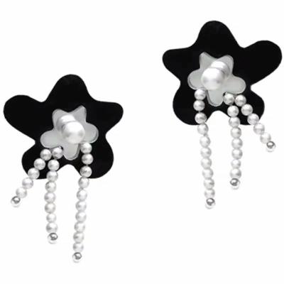 China Environmentally Friendly Fashion Sweet And Cool Pearl Black Flower Velvet Series Girl's Stud Earrings for sale