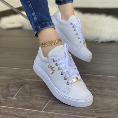 China Fashion trend new women white sneakers casual flat ladies vulcanized shoes breathable lace up sneakers outdoor sports shoes for sale