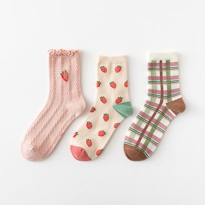 China 2021 new cute fruit pattern cotton women 3pairs Caramella Sweat-absorbent cute funky tsis socks kawaii for sale