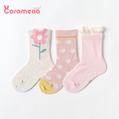 China Cute Caramella Cartoon Flower Pattern Girls Kids Children Cotton Sweat-absorbent Socks for sale