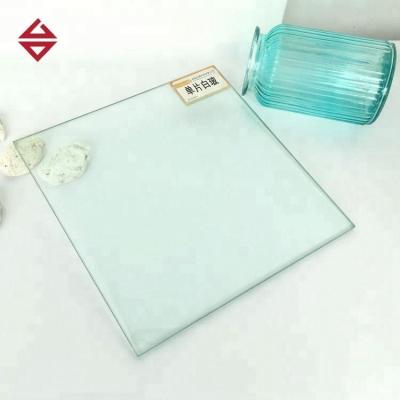 China 8MM 10MM 12MM ULTRA CLEAR yard TEMPERED GLASS PRICE for sale