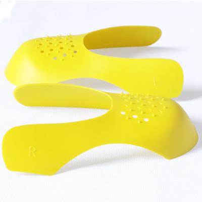 China Plastic Shoe Slot Toe Support Shoe Stretcher Keeping Anti-Wrinkle Bending Sneakers Crinkle Protector for sale