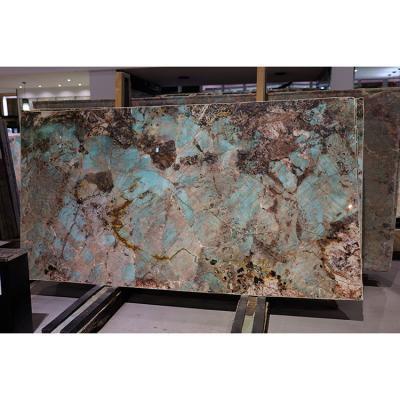 China Modern Design Green Quartzite Wall Granite Prices Luxury Onyx Stone Slab for sale