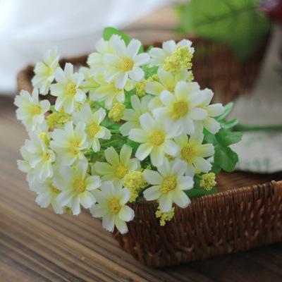 China Artificial Decoration Shrub Plants Daisy Flower Bouquet Fake Bushs White For Party Wedding Office Table Home Decoration for sale