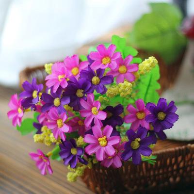 China Fake Flower Bushs Daisy Artificial Bunch Flowers of Decorative Chrysanthemum Plastic for Dining Room Kitchen Table Centerpieces Decoration for sale