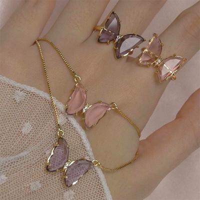 China Customization Ornaments New Fashion Gold Plated Zircon Ring Copper Women Jewelry Crystal Glass Butterfly Opening Colorful Ring Girls for sale