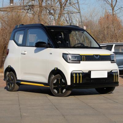 China Budgetvriendelijke mini-elektrische auto's Wuling Hongguang Mini EV LED koplamp 200km 300km Te koop