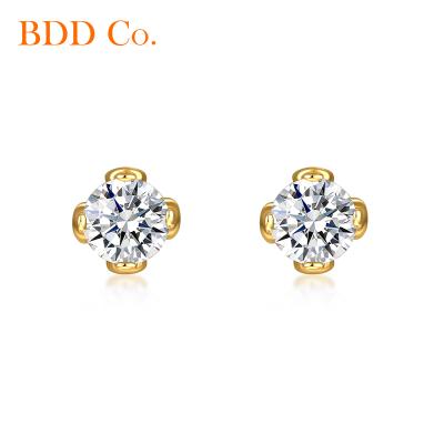 China CLASSIC Diamond Gold Earrings Original Design Luxurious Clover Gold Lab Moissanite Flower Stud Earrings 18k For Women Gold Jewelry for sale