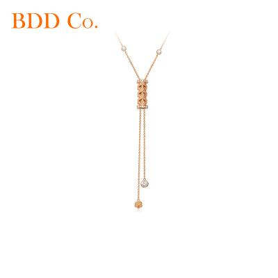 China Women Genuine Diamond Jewelry 18K Solid Gold CLASSIC Pendant Diamond 18k Gold Necklace Gift Sets for sale