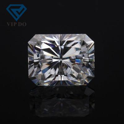 China Natural Fire Color Play Or High Quality With GRA Certificate Radiant Cut D Color VVS Shape Clarity 9.25 Loose Hardness Moissanite Diamond for sale