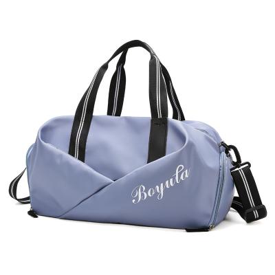 China Fashion New Arrival Girls Gym Sports Bag Unique Design Lightweight Small Duffel Bag With Shoe Compartment for sale