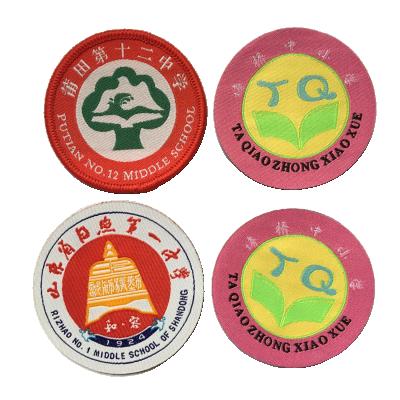 China Factory Price Washable Customized Embroidered Patch Woven Garment Label, School Uniform Badge, Embroidery Badge In Patches for sale