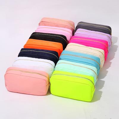 China Fashion Running Multi Color Nylon Casual Purse Travel Portable Bags For Women Girls Gift Cosmetic Bags And Cases for sale