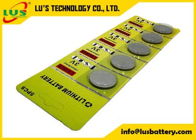 Cina Batterie a batteria di 3V con monete al litio CR2025 Batterie a distanza 5 pacchetti IEC-CR2025 batteria al litio in vendita