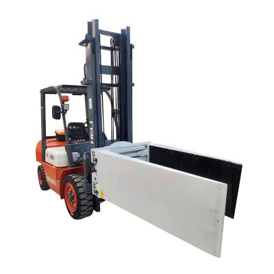 China Hotels 2 Ton 3 Ton 3.5 Ton Bale Clamp Forklift Attachment With Different Lifting Capacity For Industry for sale