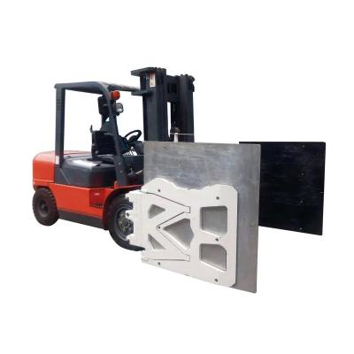 China Hotels Large appliance palletless handling box carton clamp 2.5Ton 1.5Ton 2Ton forklift attachment for sale