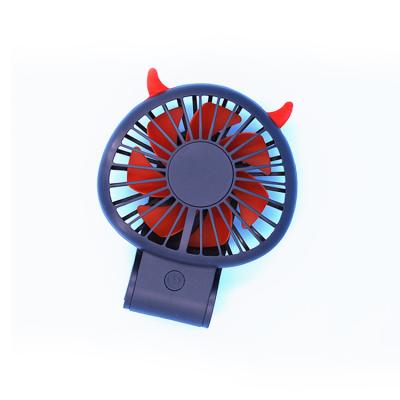 China Outdoor Fan Large Capacity Battery Mini Quiet Easy Rechargeable USB Summer Outdoor Home Shop Design Fan for sale