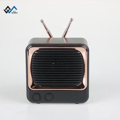 China Blueteeth Wireless Classic Vintage TV Mini Speaker Portable Outdoor Music Player for sale