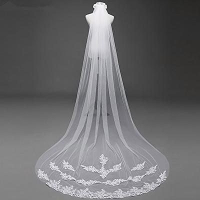 China Lace Edge Bridal Veil American Trailing With Hair Comb Wedding Veils Bridal Lace Edge Lace Edge for sale