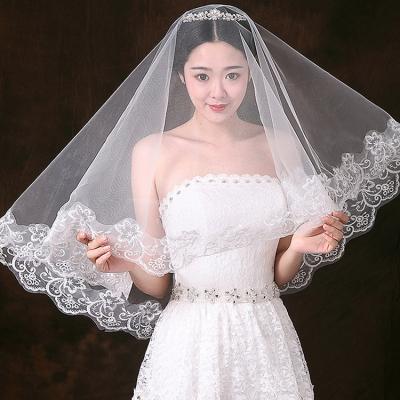 China Lace Edge Fashion Styles One - Layer Long Lace Bridal Veil Lace Up Romantic Bridal Veil Single Layer Red Tow Dress for sale