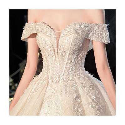 China Anti-Static Off The Shoulder Sweetheart Three-Dimensional Applique Crystal Lace Embroidered Wedding Dress 3D Shiny Wedding Dress for sale