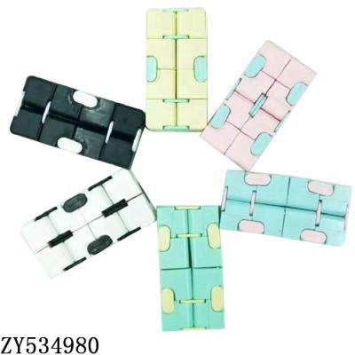 China Finger Play 2021 New Popular Magnetic Cube Toy Decompressed Toys In Infinity Of The Stirring Person for sale