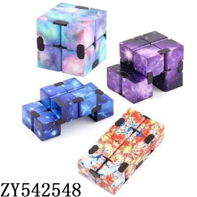 China Popular Cube Toy Decompressed Toys in Infinity Camouflage Amazon Fiddly Person Toy for sale