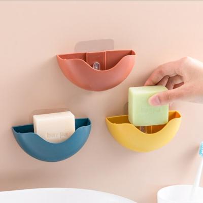 China Wall Mounted Wall Mounted Self Adhesive Free Stick Plastic Soap Box Household Soap Box Bathroom Punch Drain Soap Holder 4 Colors Plastic Soap Dish for sale