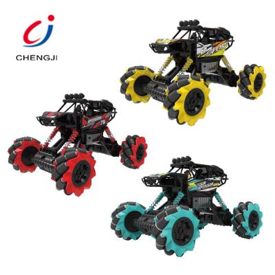 China Multifunctional RC Hobby Kids Toys Dancing 114 Rc Truck, 2.4G 360 Degree Rotation Riding Rc Car Drift Stunt for sale