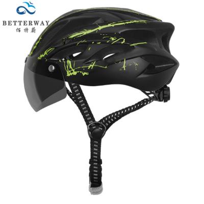 China 2021Mountain Bike Adjustable Riding Helmet with Built-in Magnetic Suction for Sun Shade for sale