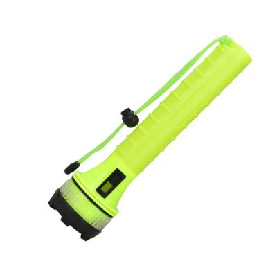 China Professional Camping Diving Torch IP68 Waterproof Diving Strong Light Under Water More Than 200m Coba Led Flashlight for sale